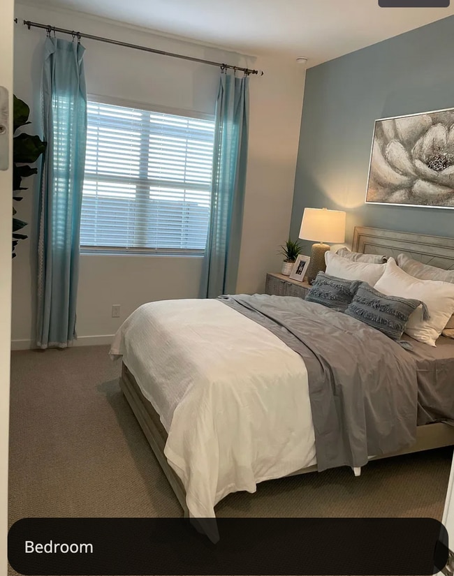 Building Photo - 197 E Gemini Pl