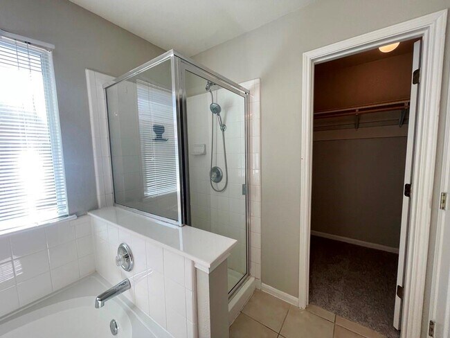 Building Photo - 2305 Bakers Way