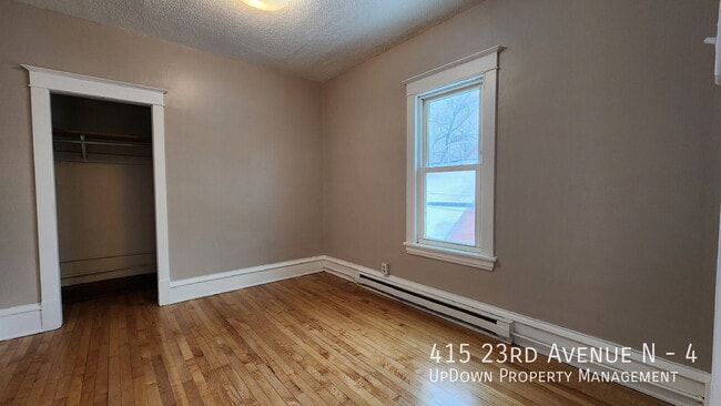 Building Photo - 415 23rd Ave N