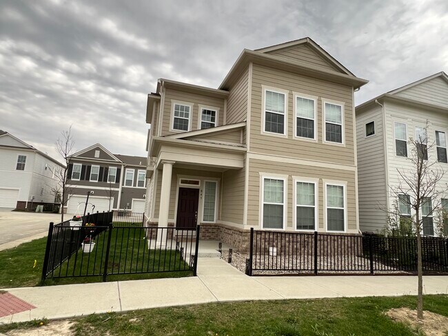 Building Photo - 843 Templeton Dr