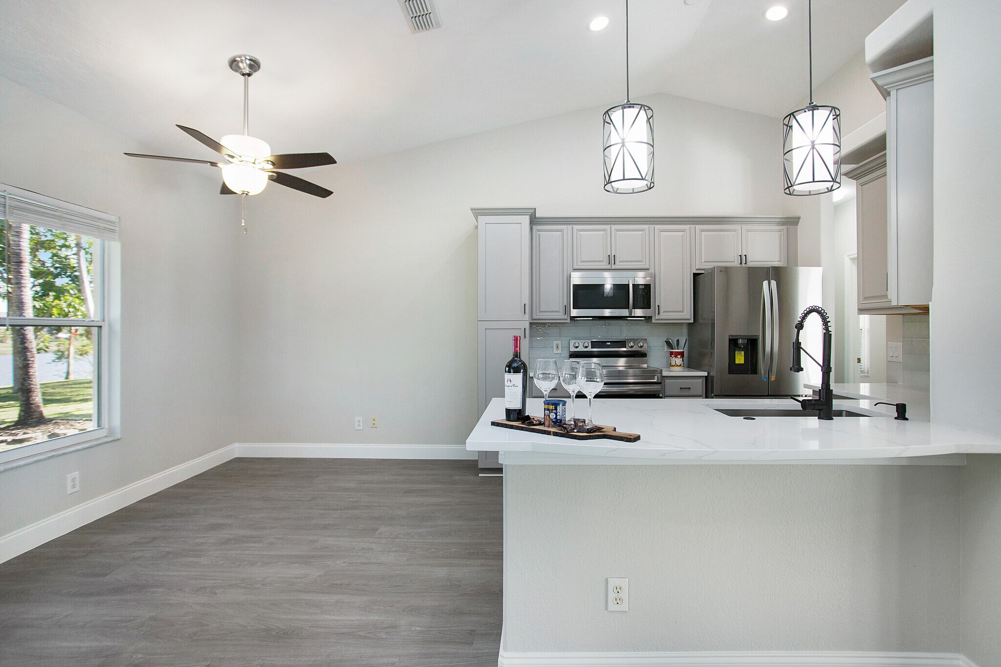 Building Photo - 2921 Inlet Cove Ln E