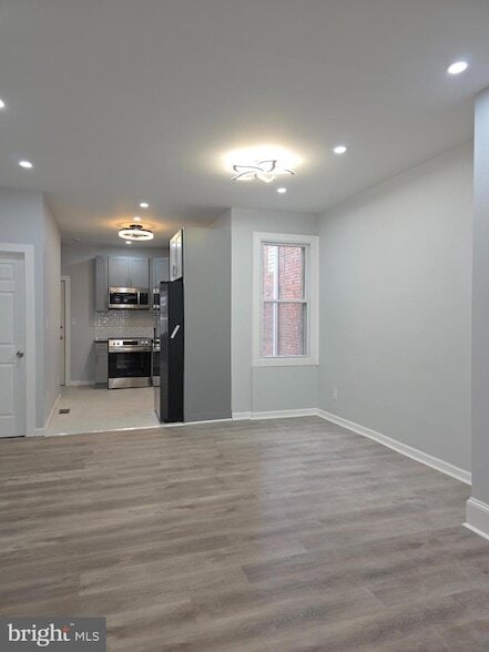 Building Photo - 1214 S 56th St