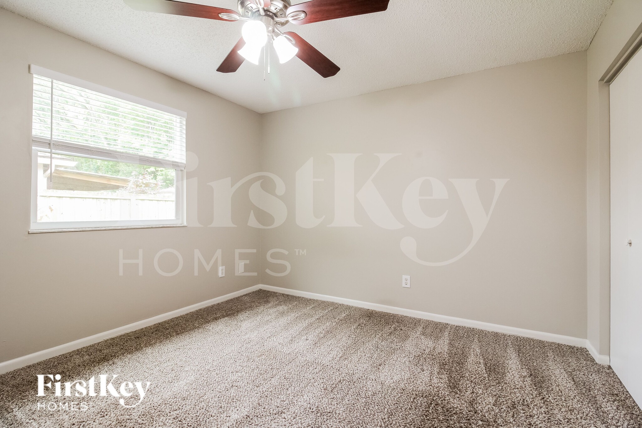 Building Photo - 7742 Club Duclay Dr