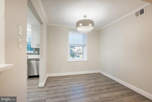 Building Photo - 3888 Porter St NW