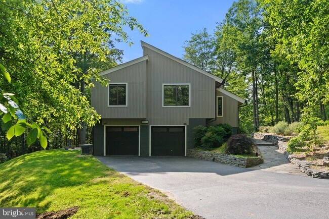 Primary Photo - 39368 Longhill Ln