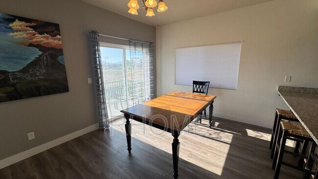 Building Photo - 8044 N Clydesdale Dr