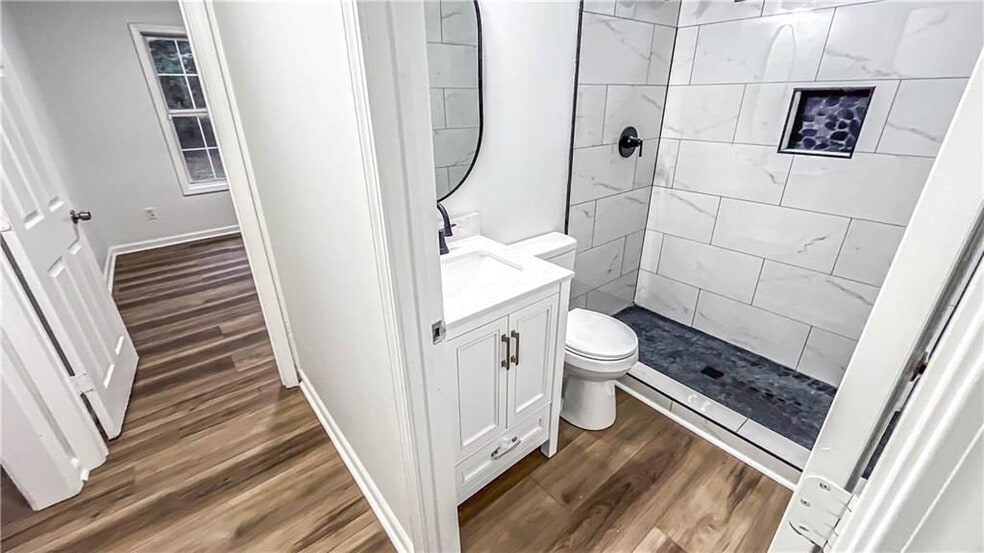 Building Photo - 479 Crosshaven Way