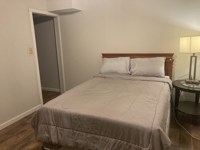 Bonus Room - Double Bed - 4886 Starboard Ct