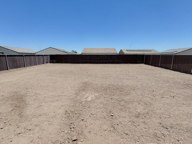 Building Photo - 475 Palomino Ct