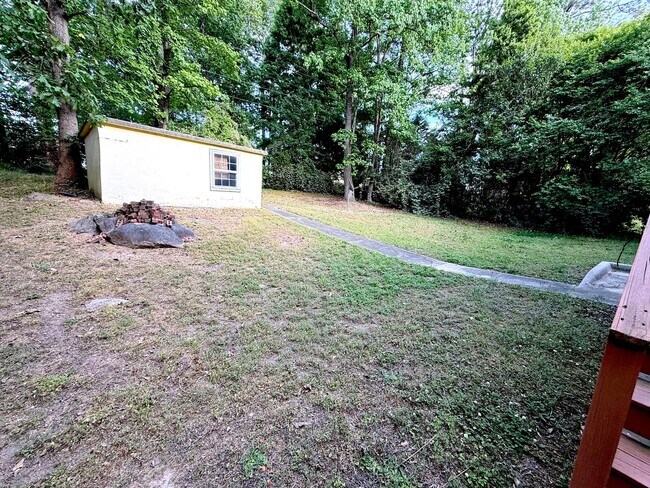 Building Photo - Beautiful Single-Family Home with Finished Basement & Fenced Backyard
