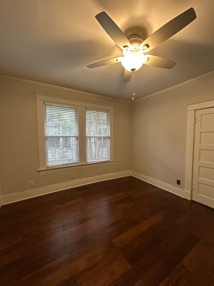 Building Photo - 419 Beechwood St
