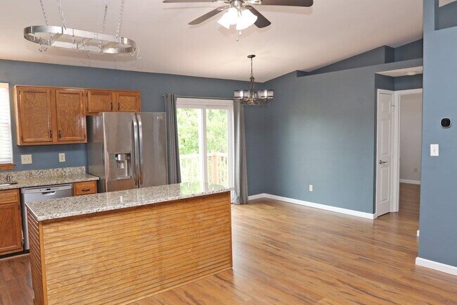 Building Photo - 4352 Cobblestone Knoll Dr