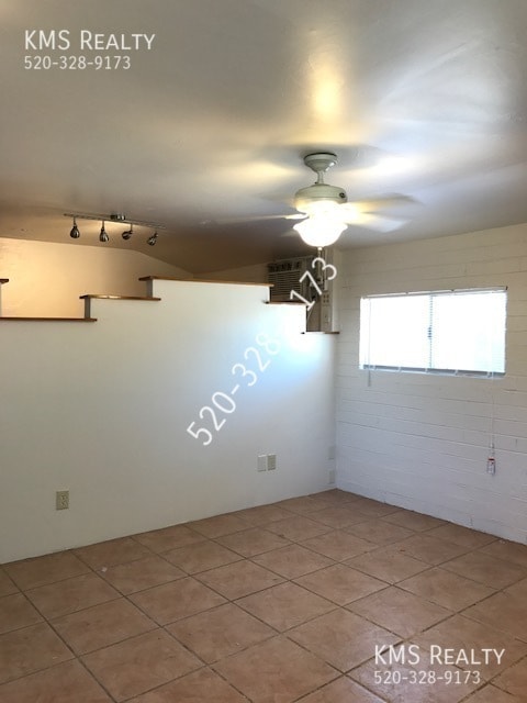 Building Photo - 625 N Desert Ave