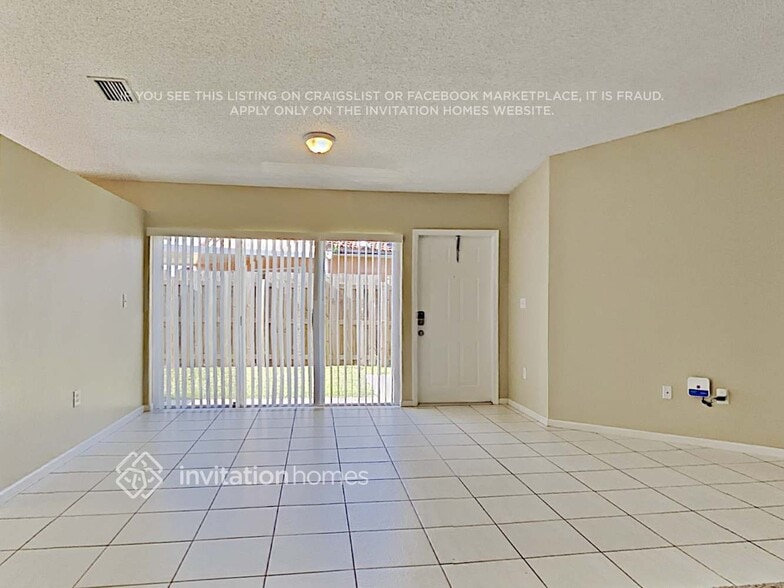 Building Photo - 17011 SW 139th Pl