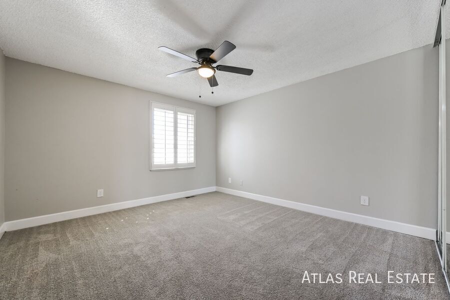 Building Photo - 17327 E Asbury Cir