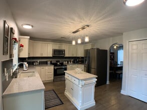 Building Photo - 24566 SW 11th Rd