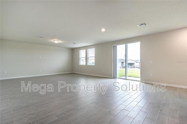 Building Photo - 3033 Cassidy Ln