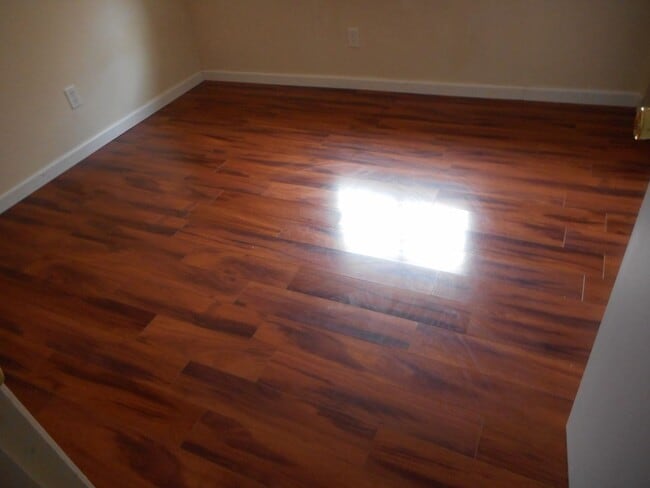 Building Photo - 3BR/2Bath home on Pearl Circle in Susanville