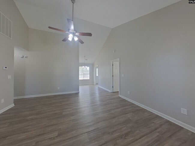 Building Photo - 1335 May Oak Cir