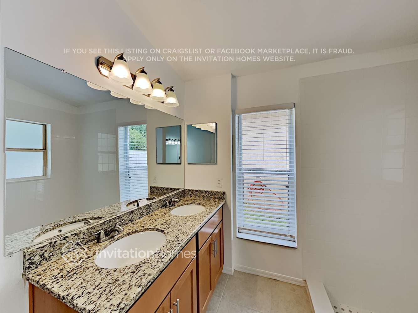 Building Photo - 621 Silver Birch Pl