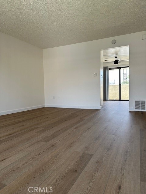 Building Photo - 755 E Date St