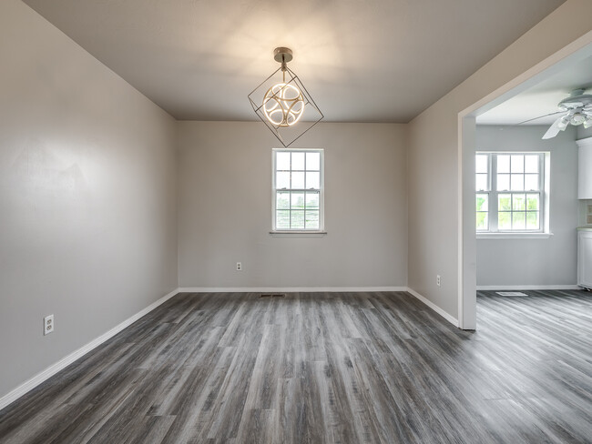Building Photo - 11308 Meadow Ridge Ln