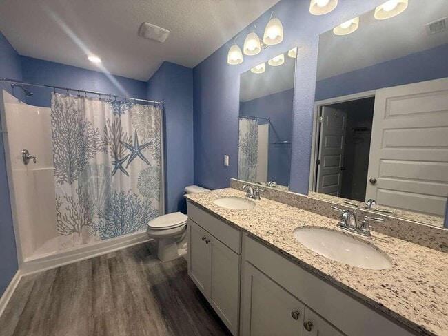 Building Photo - 128 Bluebeech St