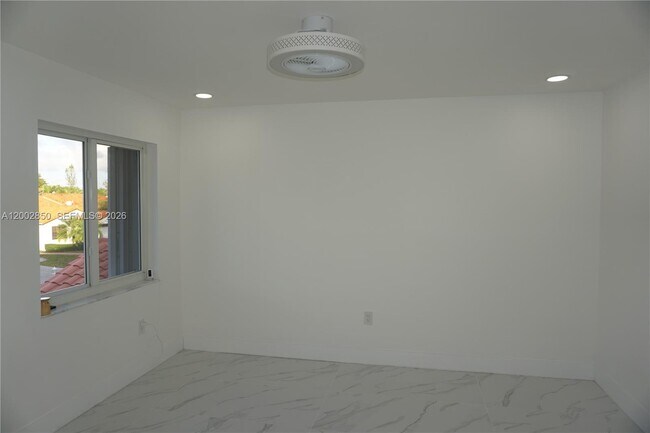 Building Photo - 15614 SW 110th Terrace