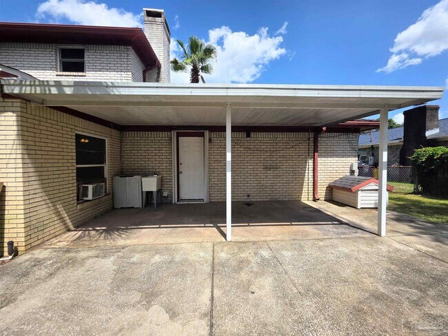 Building Photo - 7819 Hearthstone Cir