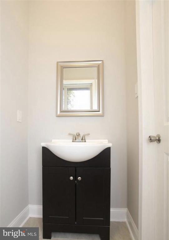 Building Photo - 758 N 43rd St