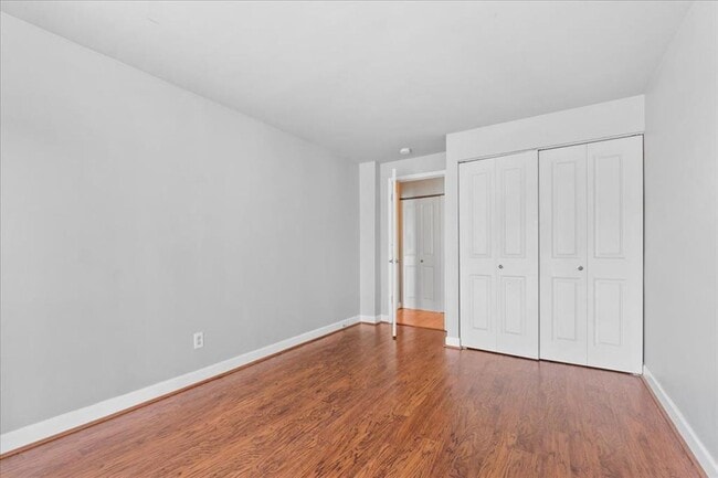 Building Photo - 5630 Pershing Ave
