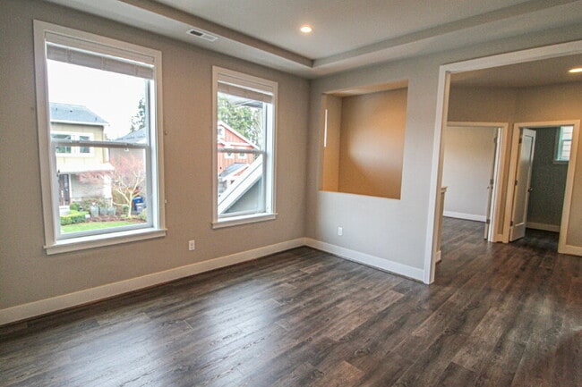 Building Photo - 1418 184th Pl SE