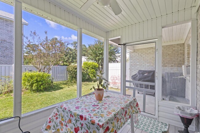 Building Photo - 3948 Tybre Downs Cir