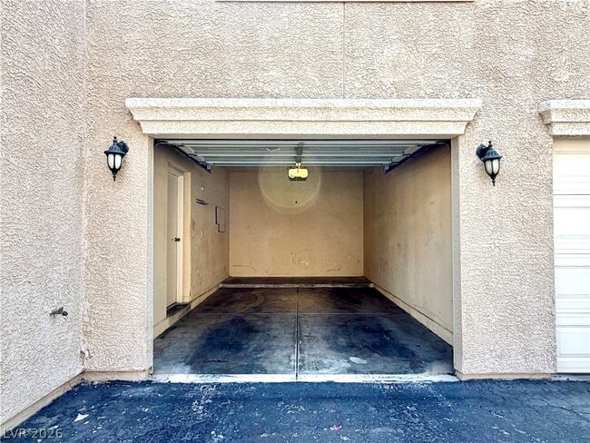 Building Photo - 9975 Peace Way