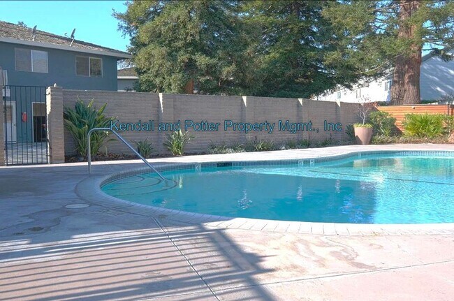 Building Photo - Charming 2BD | 1BA Condo Near Capitola Village & Beach