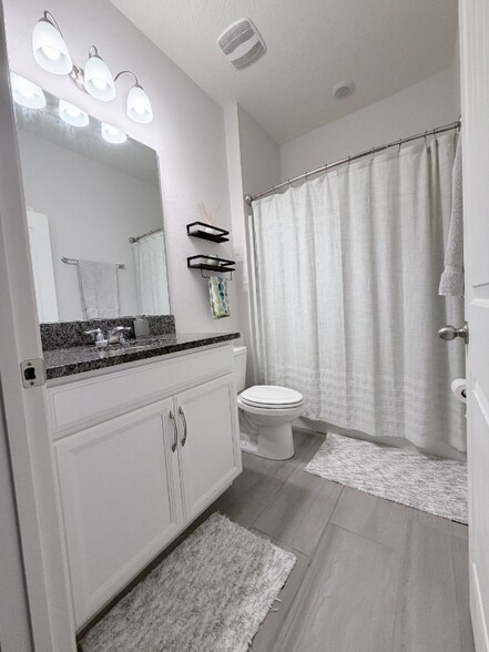 Building Photo - 480 Halter Dr