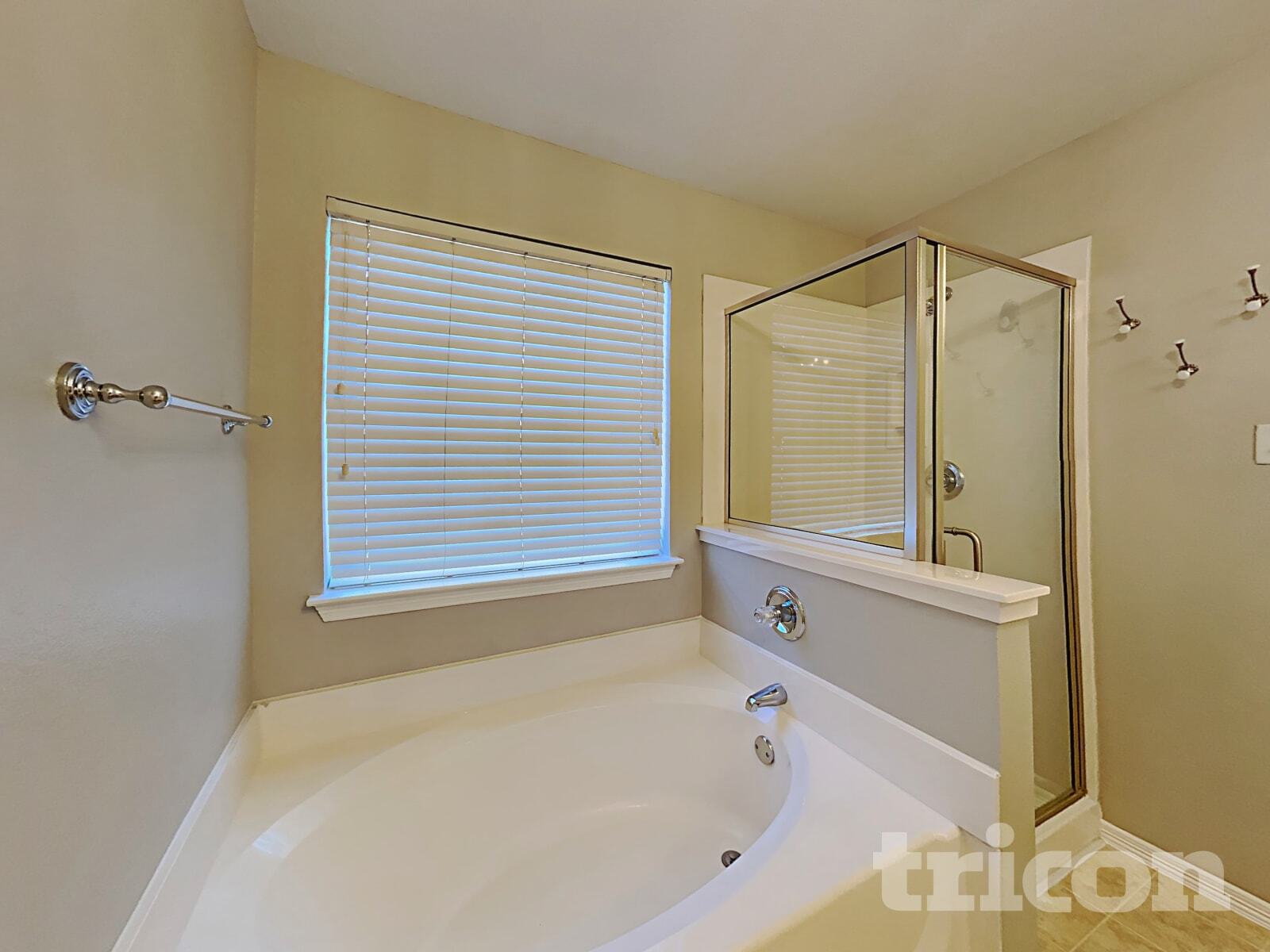 Building Photo - 5004 Saddlehorn Dr