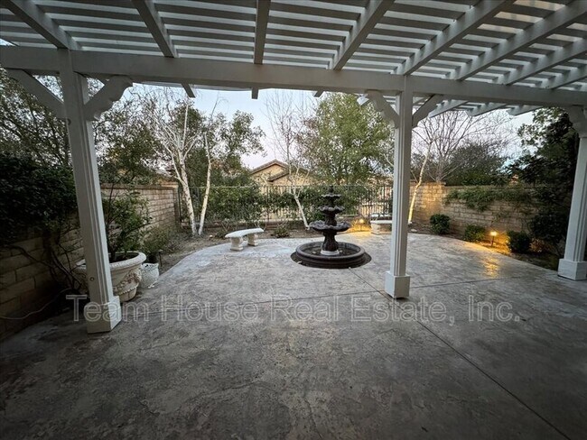 Building Photo - 26734 Via Bellazza