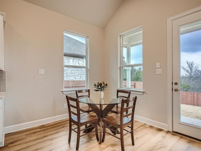 Building Photo - 1220 Highland Ridge Rd