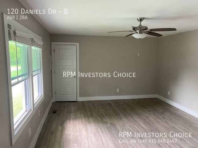 Building Photo - Lovely, modern 2bd/2ba near to Downtown Fr...