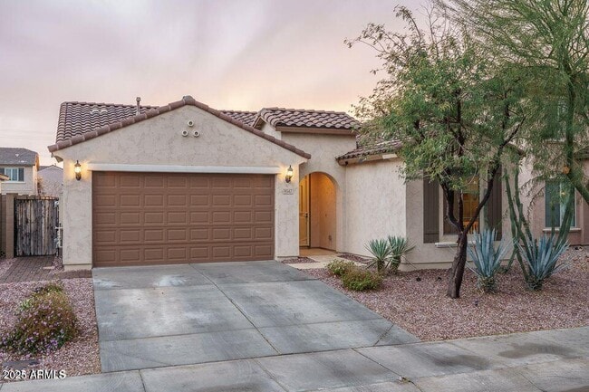 Building Photo - 9547 W Chama Dr