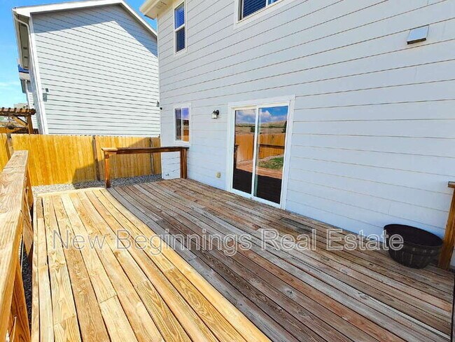 Building Photo - 6134 Meadowbank Ln
