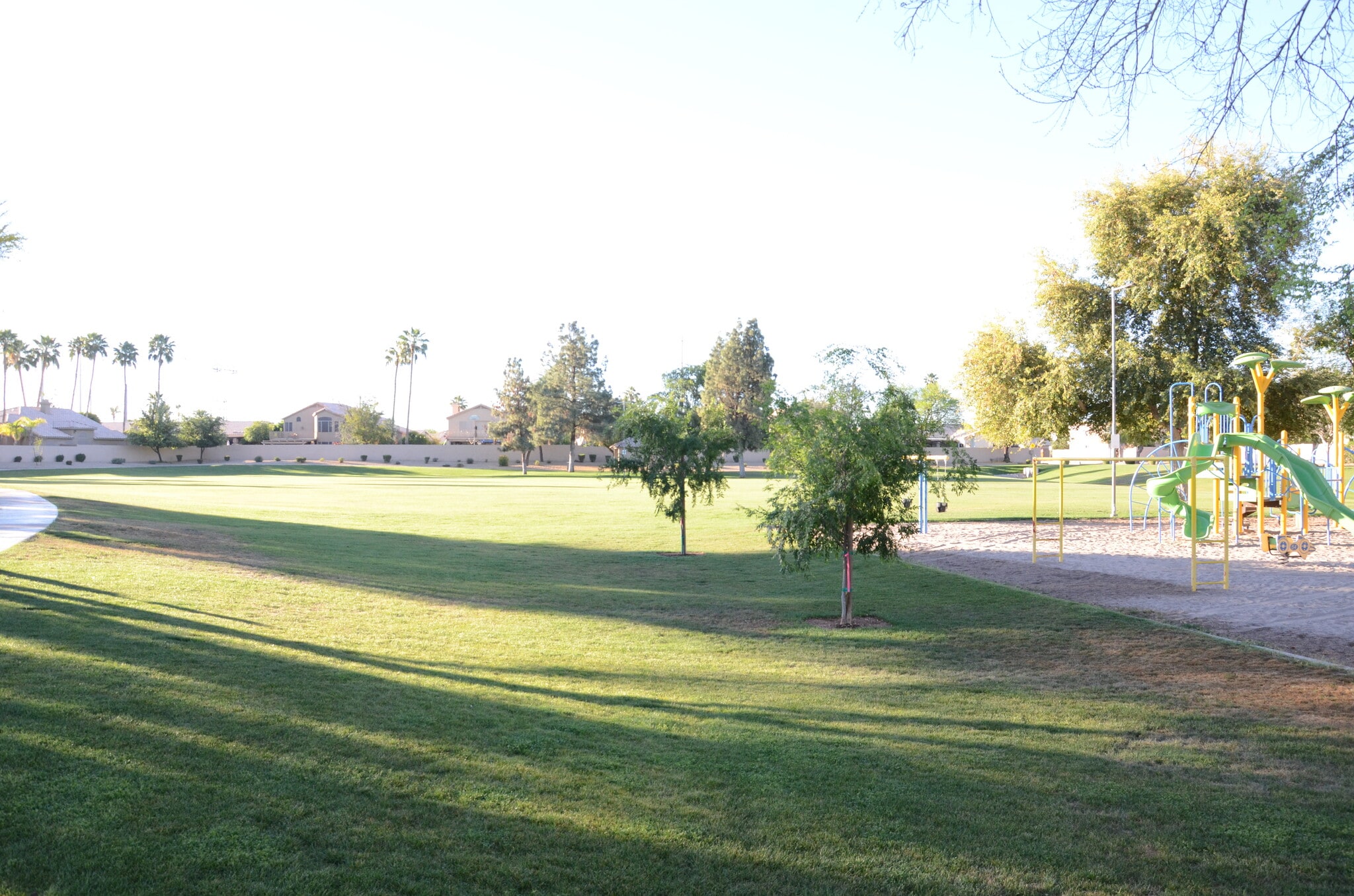 Building Photo - 1671 E Redfield Rd