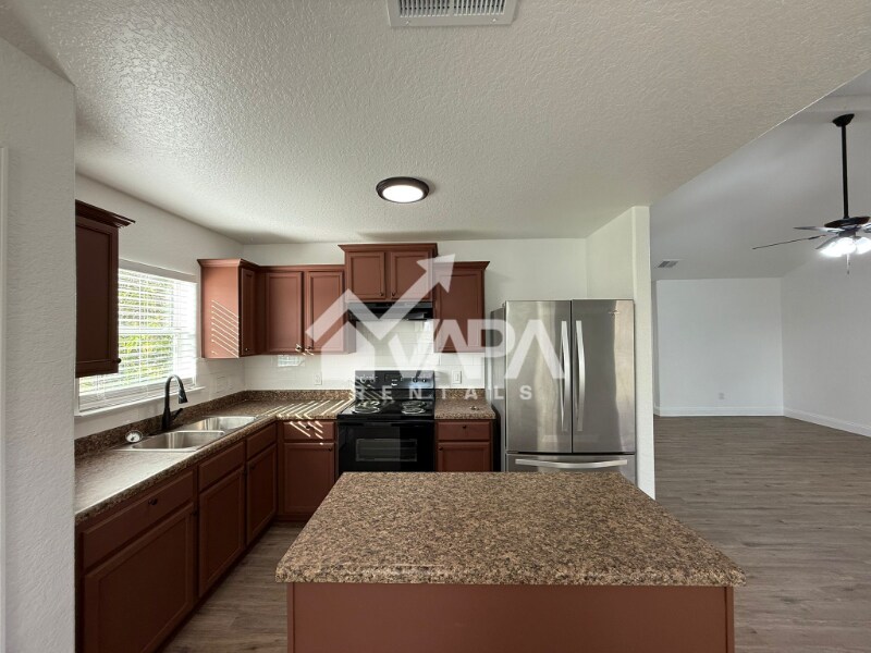 Building Photo - 6127 Blind Meadow