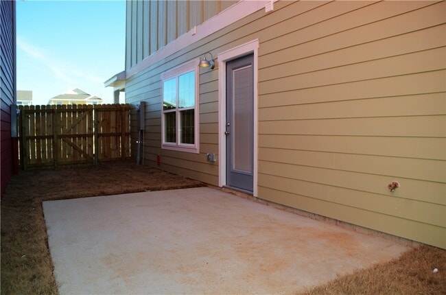 Building Photo - 3912 SW Peachwood Dr