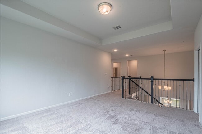 Building Photo - 1618 Clover Ct