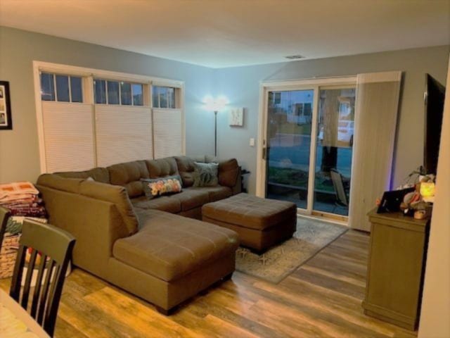 Living Room - 61 Stonyridge Dr