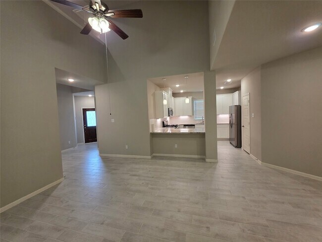 Building Photo - 1417 Sundown Gln Ln