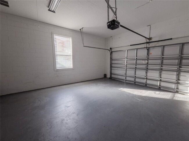 Building Photo - 14613 Old Thicket Trace