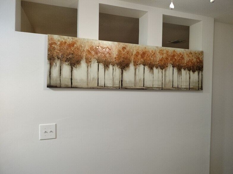 Building Photo - 2040 Lima Loop